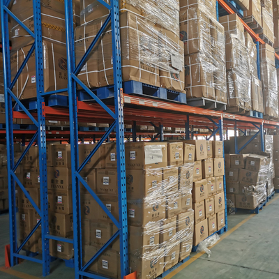 Steel Q235 Warehouse Pallet Racking Customized Width Large Capacity Storage Shelves