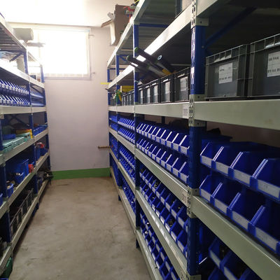 Customized   Boltless  Warehouse Rack Supermarket Shelves  Industrial Racks Factory Direct Sale