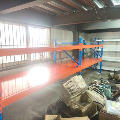 Customized Industrial Warehouse Storage Racks Boltless Industrial Shelving Warehouse Racking For Sale